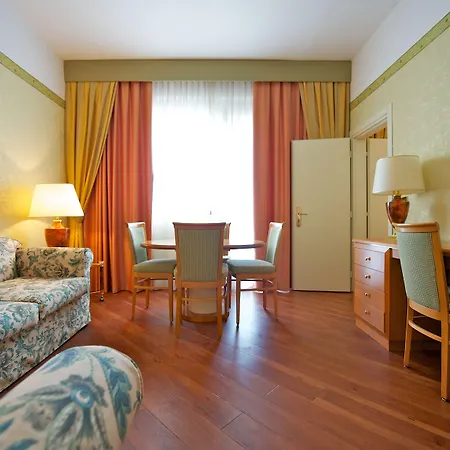 Delfino Hotel