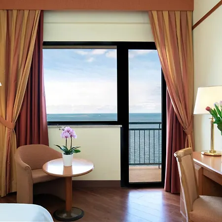 Delfino Hotel