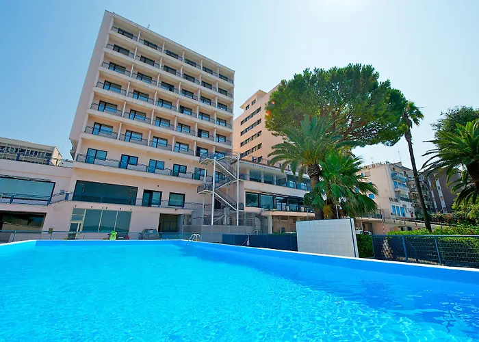 Delfino Hotel