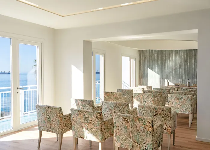 Hotel Delfino 4*